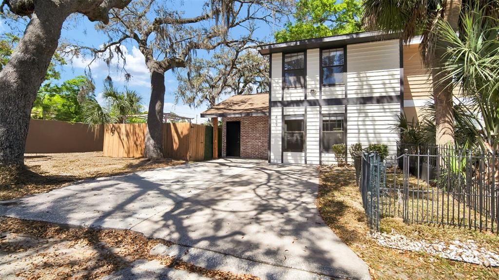 For Rent: $2,150 (3 beds, 2 baths, 1159 Square Feet)