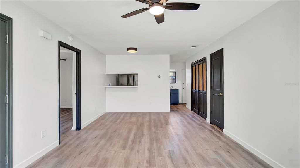 For Rent: $2,150 (3 beds, 2 baths, 1159 Square Feet)