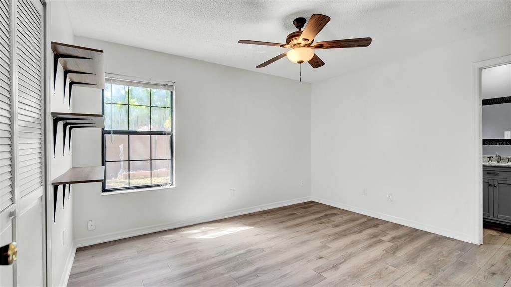 For Rent: $2,150 (3 beds, 2 baths, 1159 Square Feet)