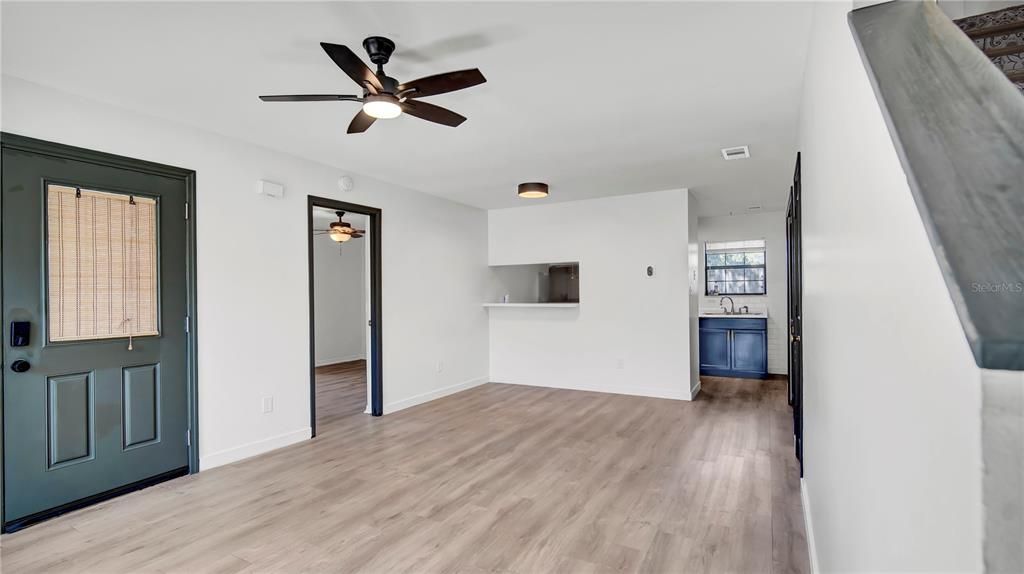 For Rent: $2,150 (3 beds, 2 baths, 1159 Square Feet)