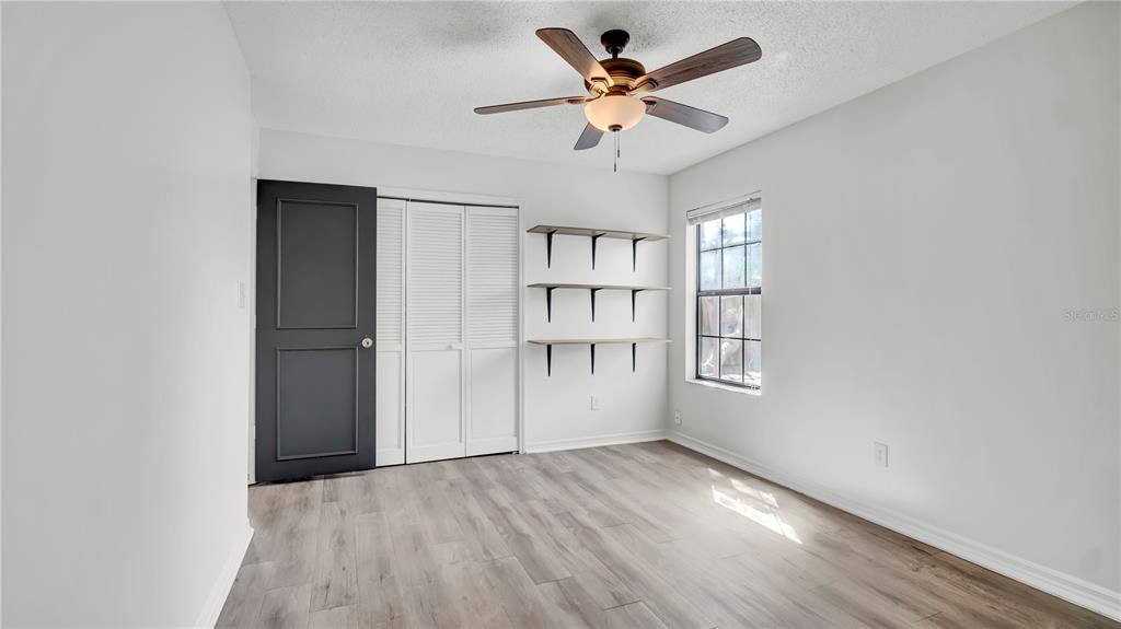 For Rent: $2,150 (3 beds, 2 baths, 1159 Square Feet)