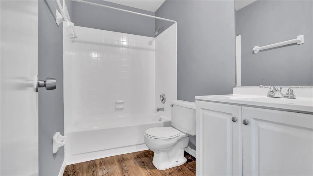 For Rent: $2,150 (3 beds, 2 baths, 1159 Square Feet)