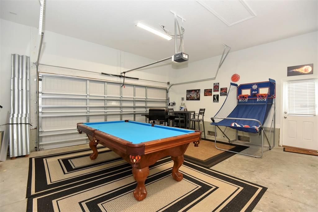 For Sale: $860,000 (4 beds, 2 baths, 2103 Square Feet)