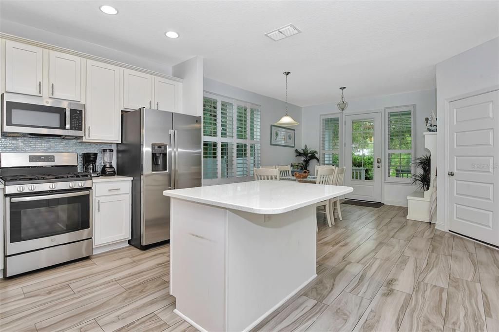 For Sale: $860,000 (4 beds, 2 baths, 2103 Square Feet)