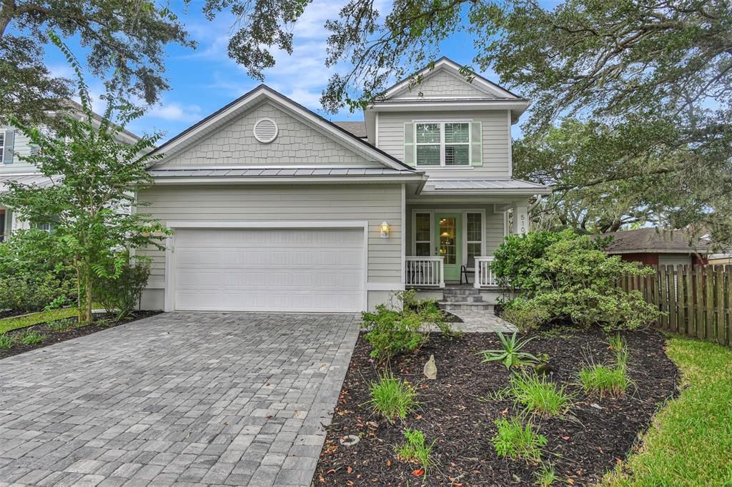 For Sale: $860,000 (4 beds, 2 baths, 2103 Square Feet)