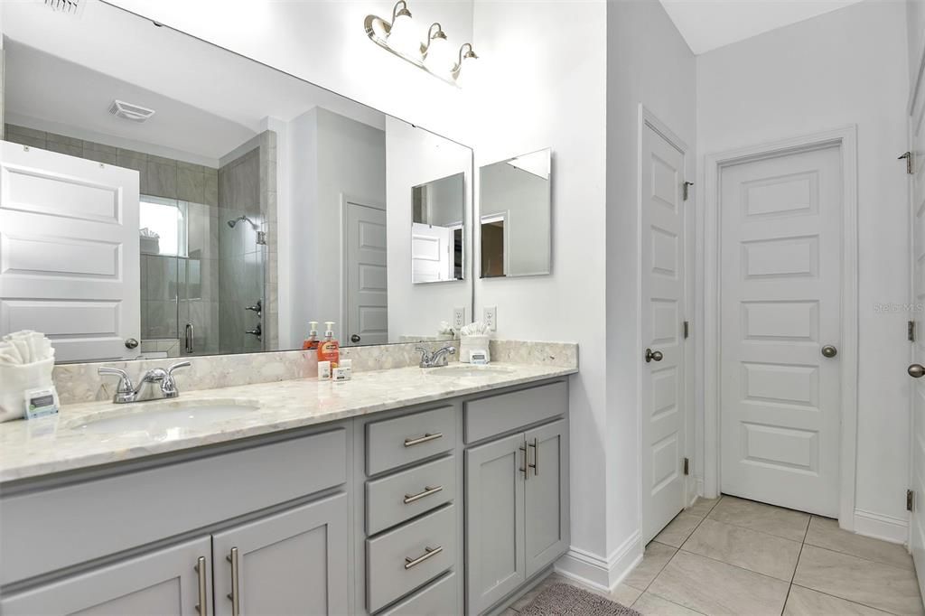 For Sale: $860,000 (4 beds, 2 baths, 2103 Square Feet)