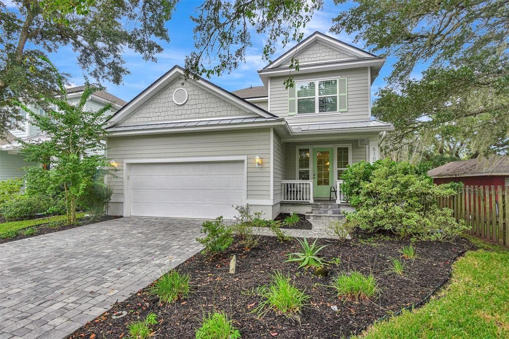For Sale: $860,000 (4 beds, 2 baths, 2103 Square Feet)