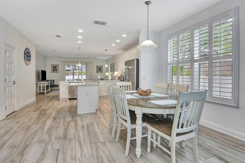 For Sale: $860,000 (4 beds, 2 baths, 2103 Square Feet)