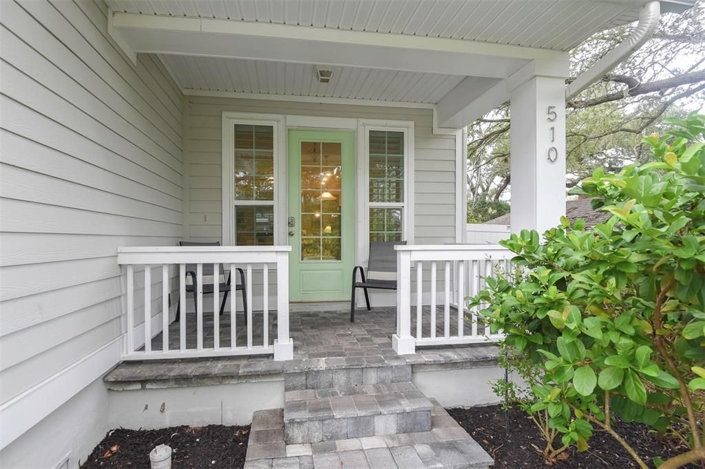 For Sale: $860,000 (4 beds, 2 baths, 2103 Square Feet)