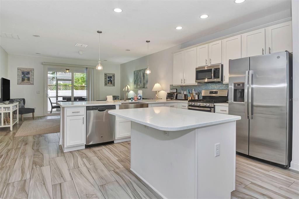 For Sale: $860,000 (4 beds, 2 baths, 2103 Square Feet)