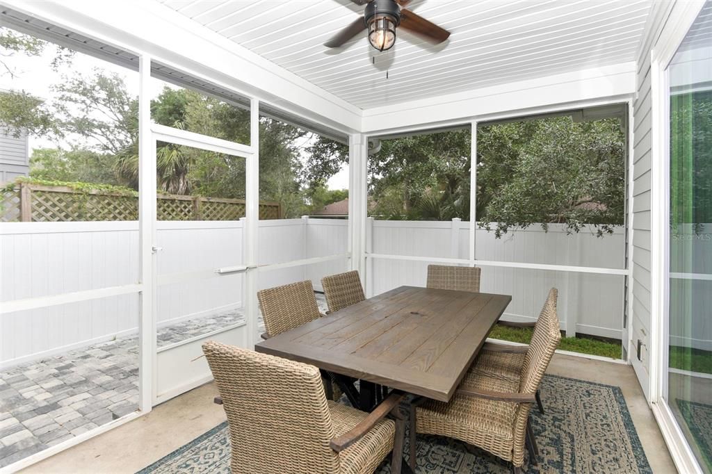 For Sale: $860,000 (4 beds, 2 baths, 2103 Square Feet)