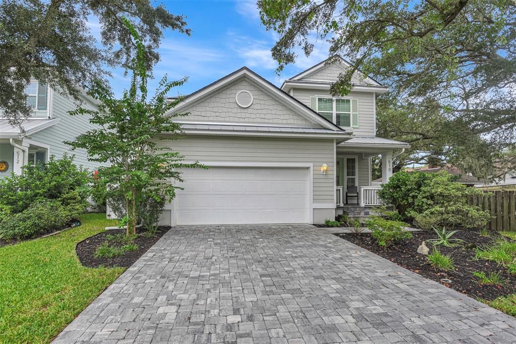For Sale: $860,000 (4 beds, 2 baths, 2103 Square Feet)