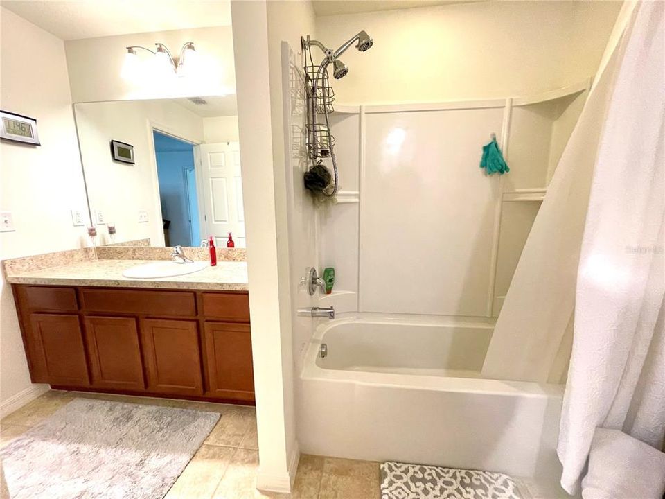 For Sale: $279,900 (3 beds, 2 baths, 1546 Square Feet)