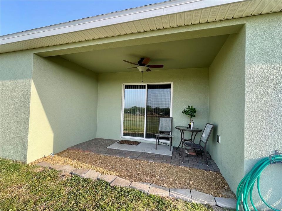 For Sale: $279,900 (3 beds, 2 baths, 1546 Square Feet)