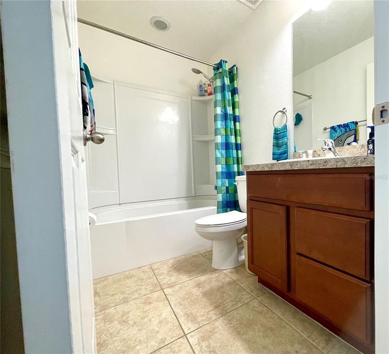 For Sale: $279,900 (3 beds, 2 baths, 1546 Square Feet)