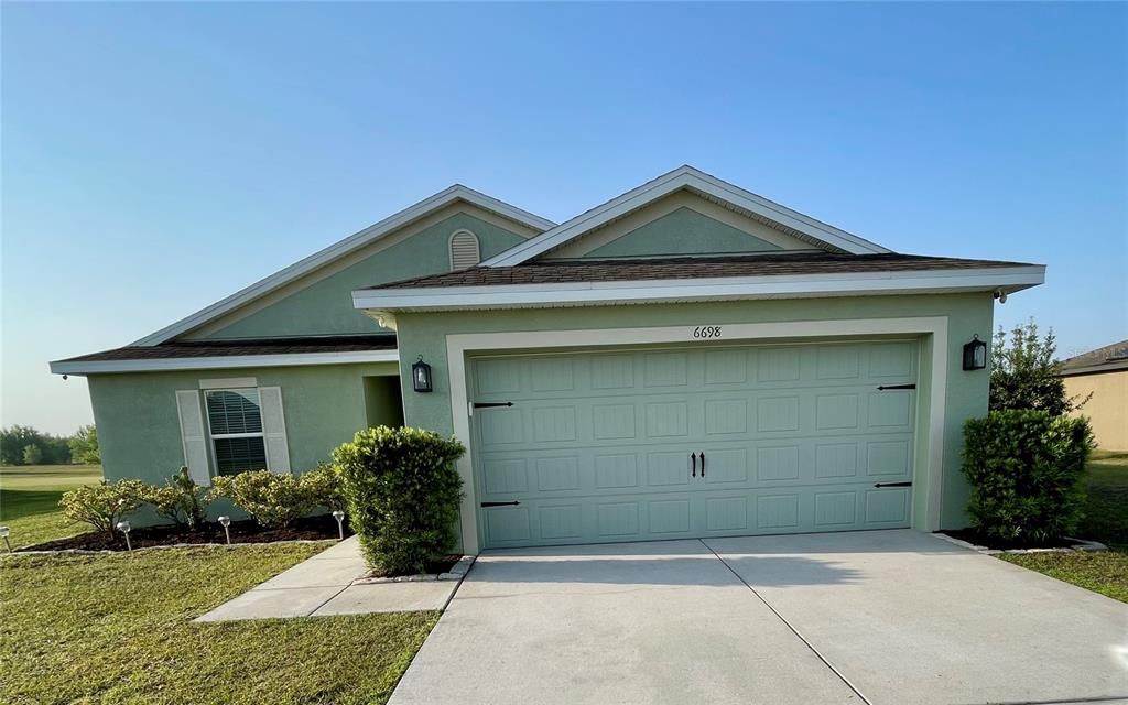 For Sale: $279,900 (3 beds, 2 baths, 1546 Square Feet)