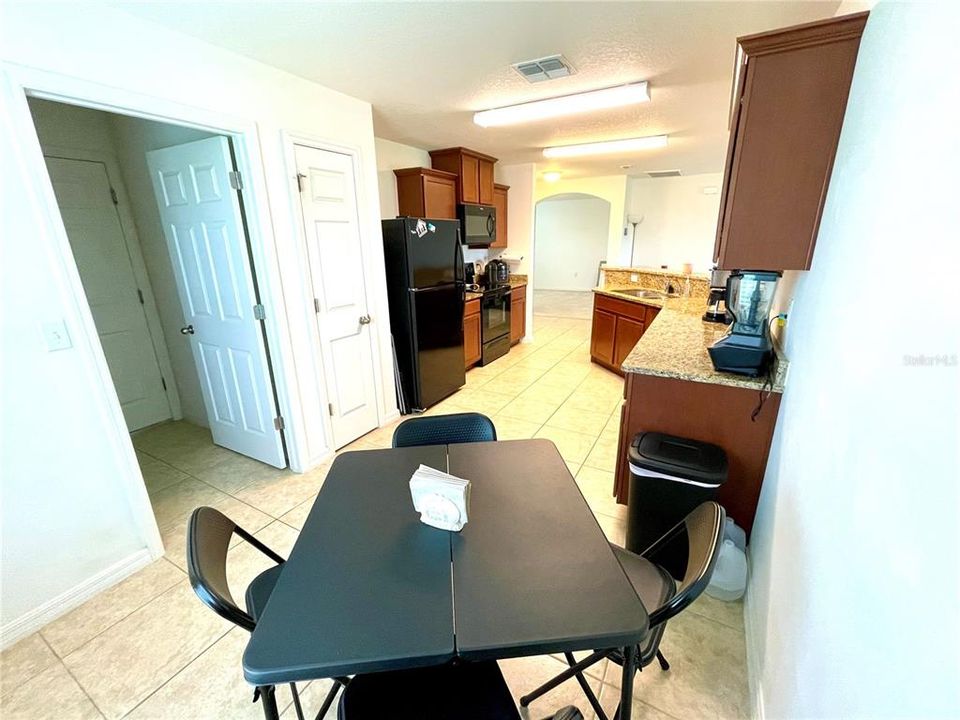 For Sale: $279,900 (3 beds, 2 baths, 1546 Square Feet)