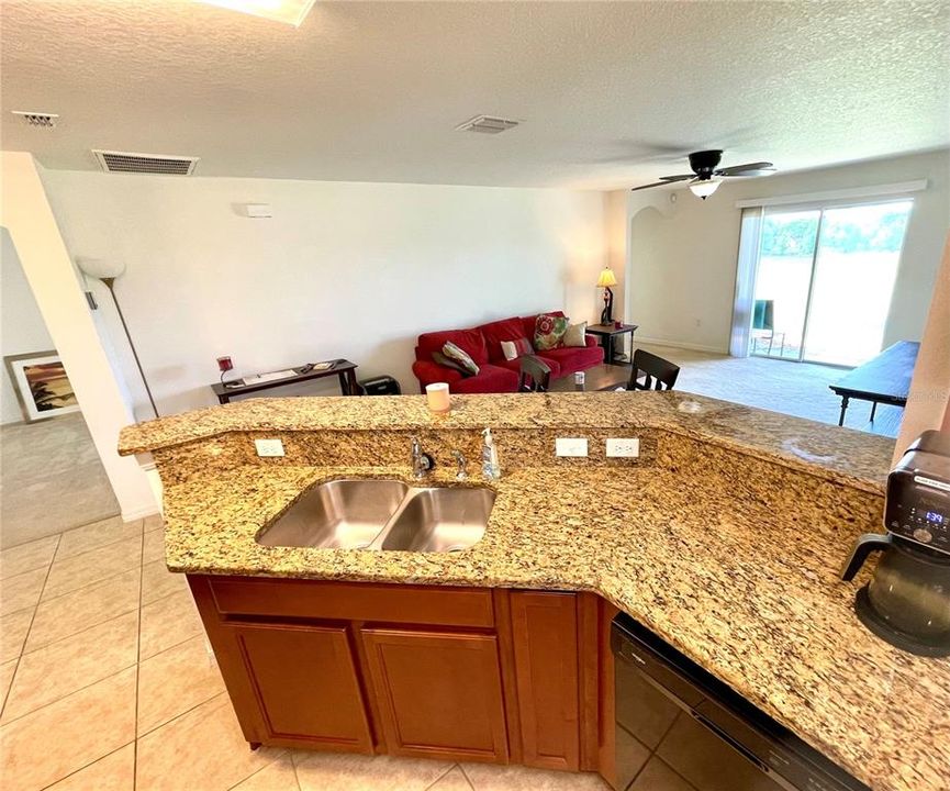 For Sale: $279,900 (3 beds, 2 baths, 1546 Square Feet)