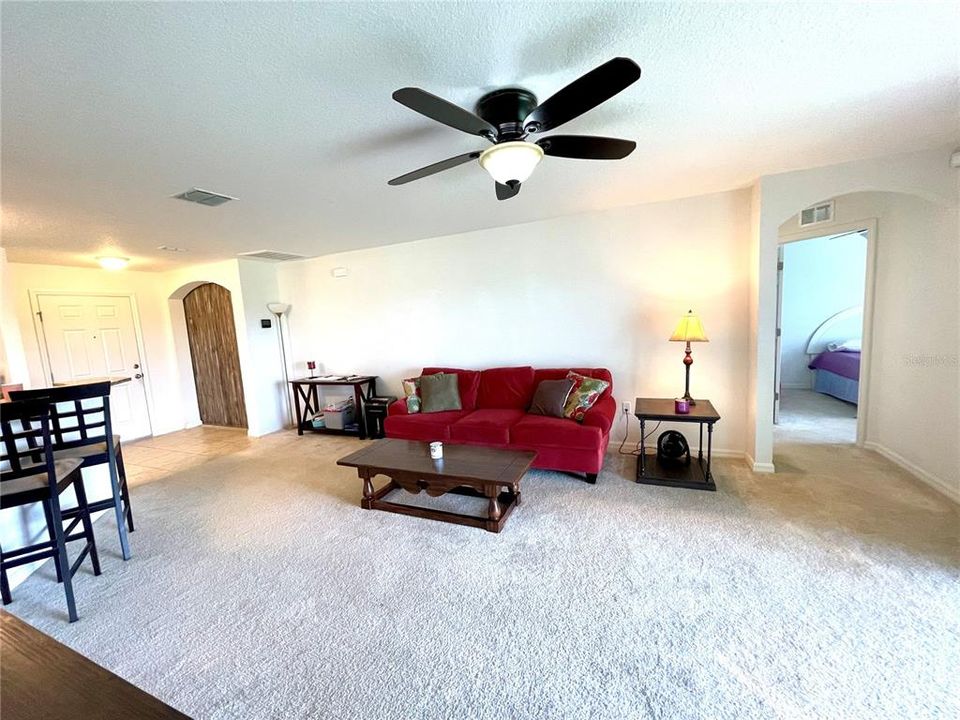 For Sale: $279,900 (3 beds, 2 baths, 1546 Square Feet)