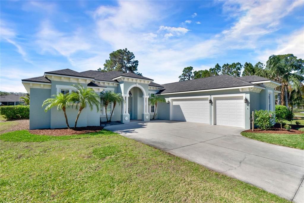 最近售出: $850,000 (4 贝兹, 3 浴室, 2395 平方英尺)