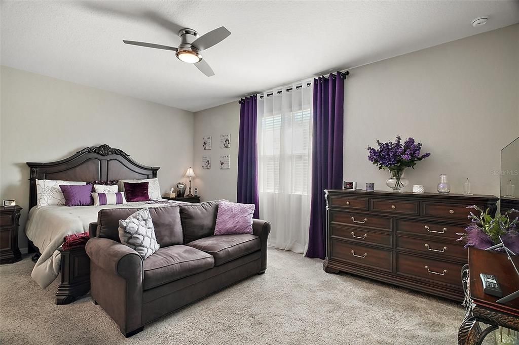 For Sale: $363,000 (4 beds, 2 baths, 1921 Square Feet)