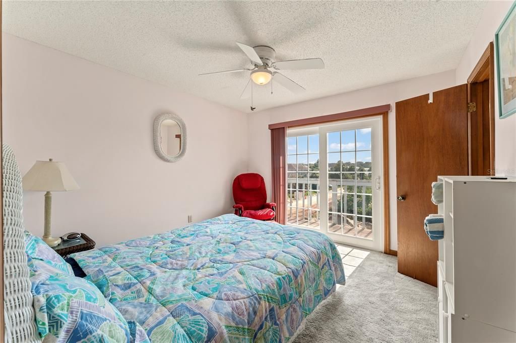 Activo con contrato: $449,900 (3 camas, 2 baños, 1344 Pies cuadrados)