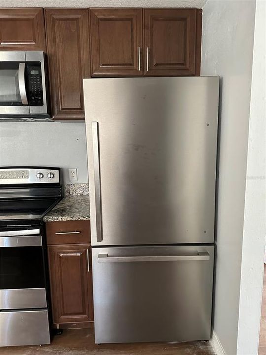 待售: $750,000 (6 贝兹, 0 浴室, 2578 平方英尺)