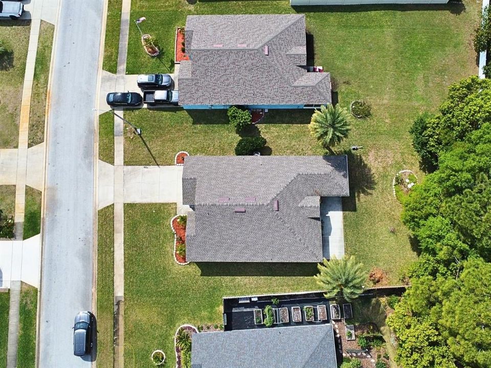 For Sale: $319,000 (3 beds, 2 baths, 1618 Square Feet)