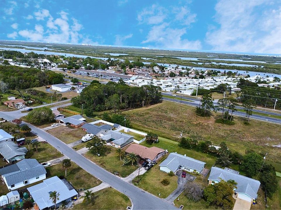 For Sale: $319,000 (3 beds, 2 baths, 1618 Square Feet)