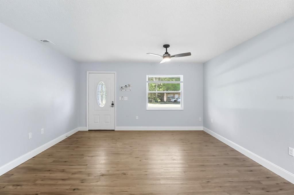 En Venta: $227,000 (3 camas, 1 baños, 1000 Pies cuadrados)