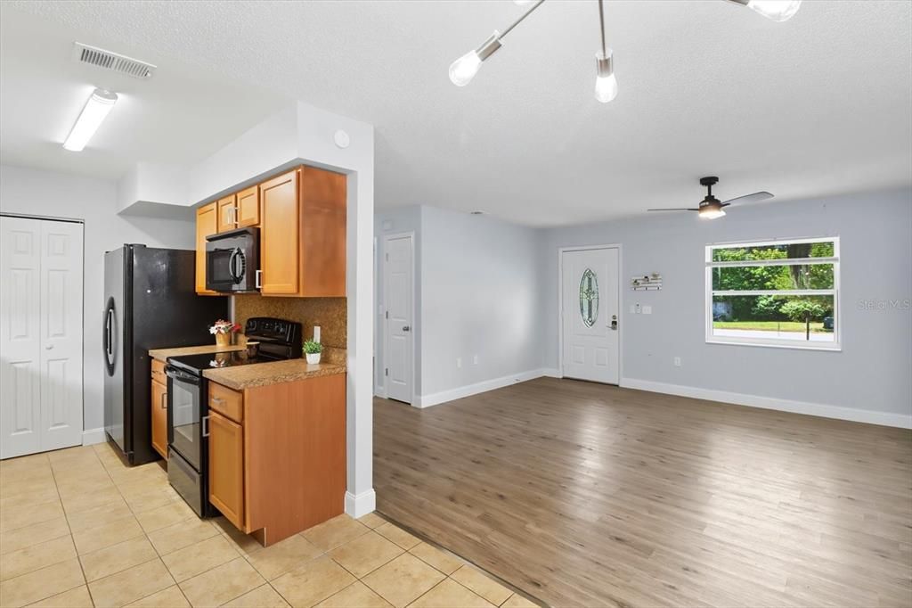 En Venta: $227,000 (3 camas, 1 baños, 1000 Pies cuadrados)