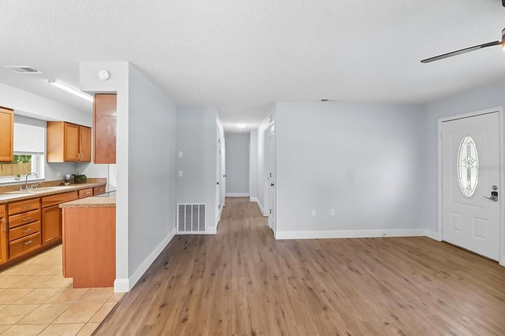 En Venta: $227,000 (3 camas, 1 baños, 1000 Pies cuadrados)