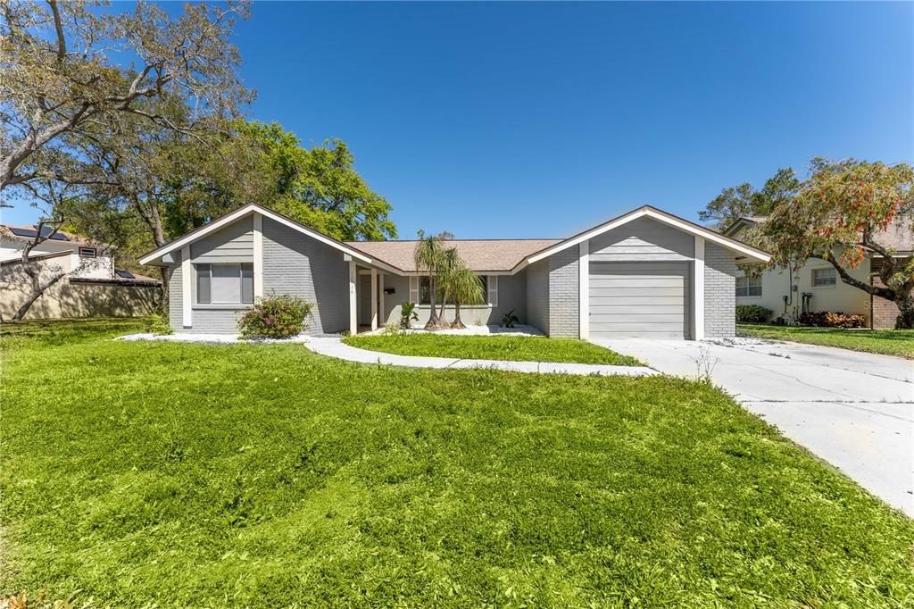 Vendido Recientemente: $274,900 (3 camas, 2 baños, 1366 Pies cuadrados)