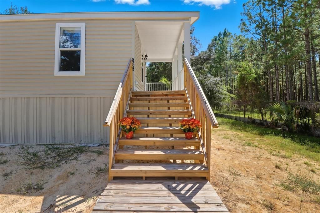 На продажу: $163,000 (2 спален, 2 ванн, 800 Квадратных фут)