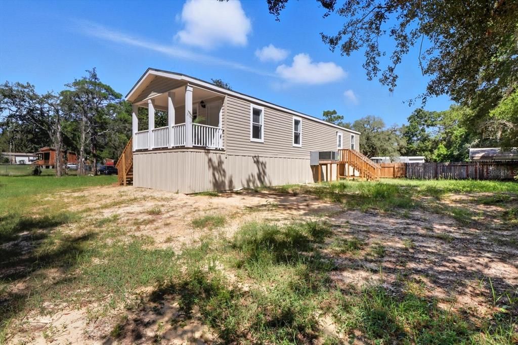 На продажу: $163,000 (2 спален, 2 ванн, 800 Квадратных фут)