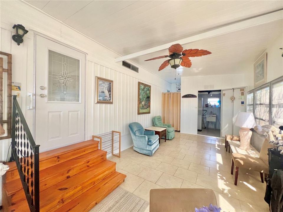 На продажу: $187,500 (2 спален, 2 ванн, 1152 Квадратных фут)