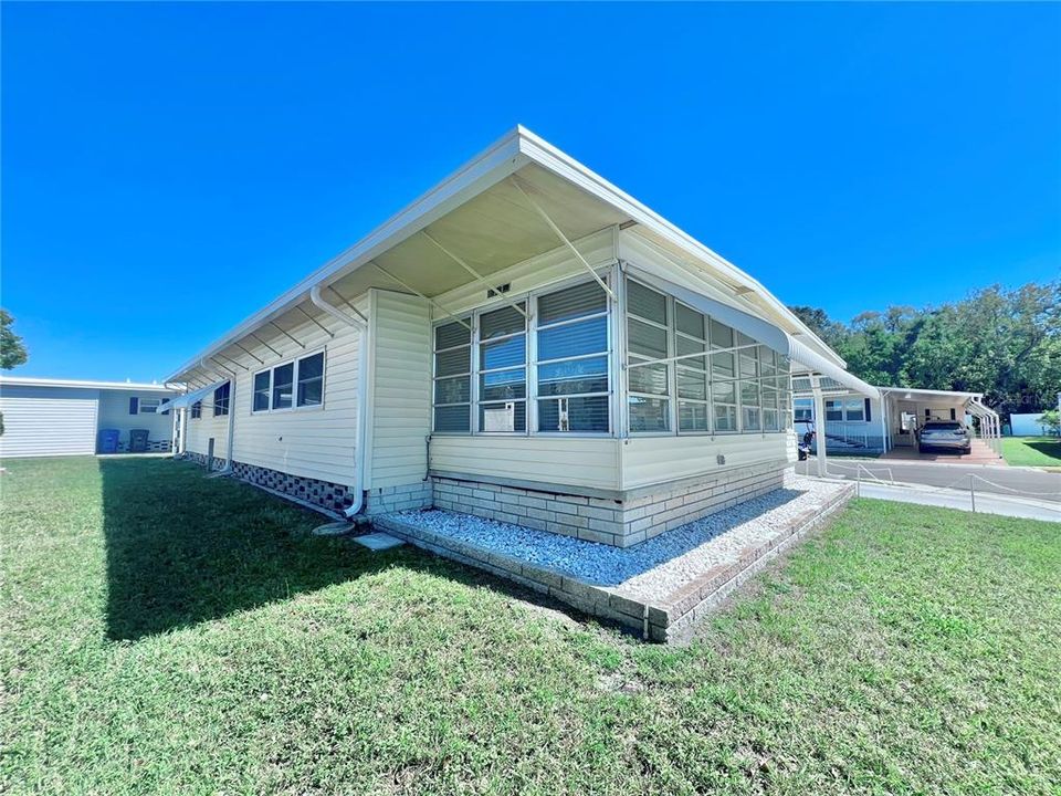 На продажу: $187,500 (2 спален, 2 ванн, 1152 Квадратных фут)