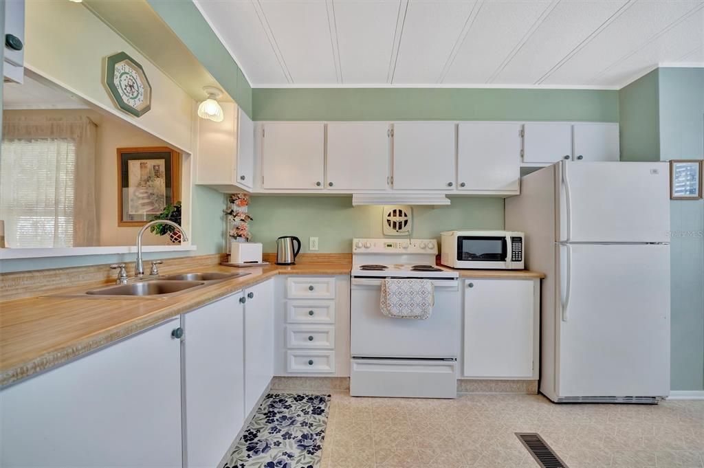 En Venta: $129,900 (2 camas, 1 baños, 976 Pies cuadrados)