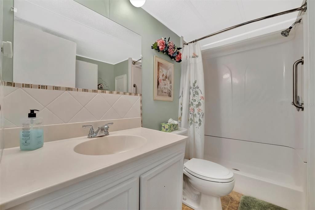 En Venta: $129,900 (2 camas, 1 baños, 976 Pies cuadrados)