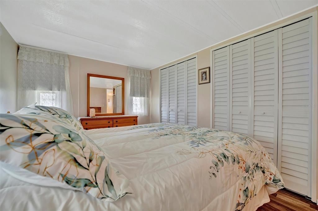 En Venta: $129,900 (2 camas, 1 baños, 976 Pies cuadrados)