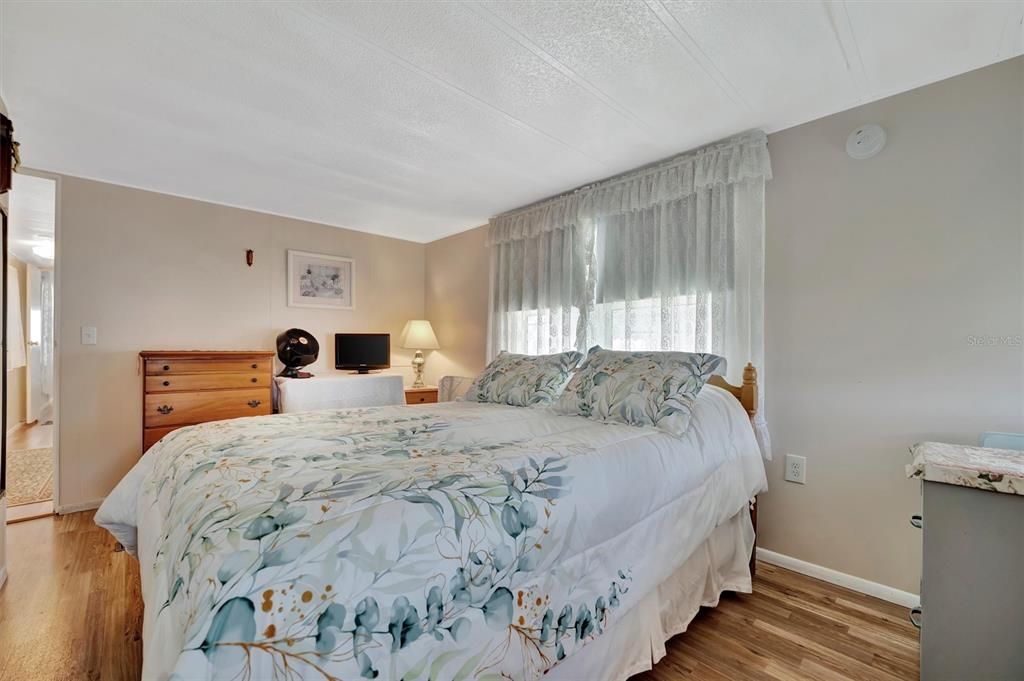 En Venta: $129,900 (2 camas, 1 baños, 976 Pies cuadrados)