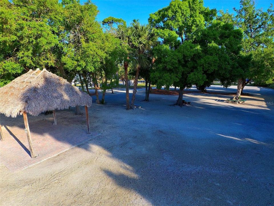 En Venta: $2,225,000 (0.96 acres)