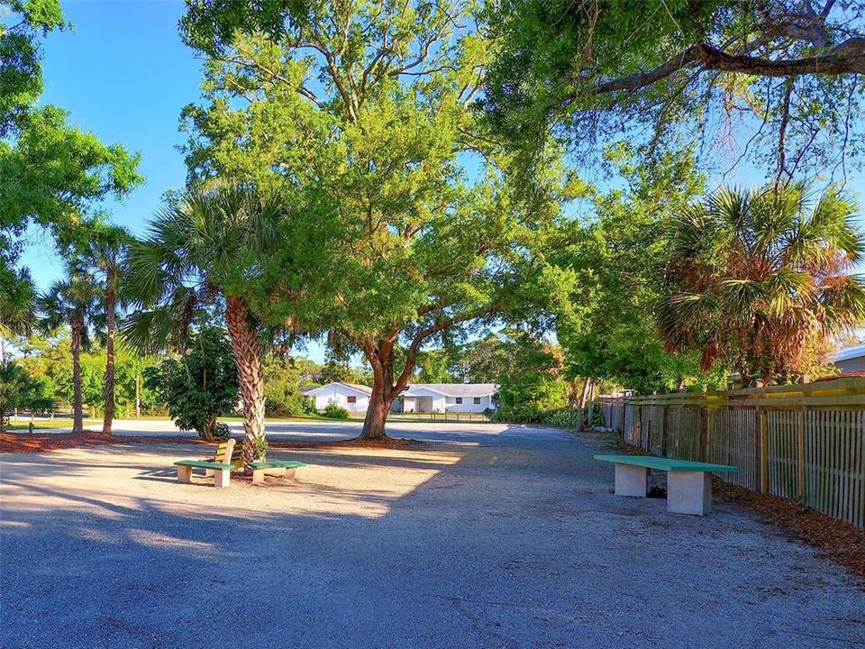 En Venta: $2,225,000 (0.96 acres)