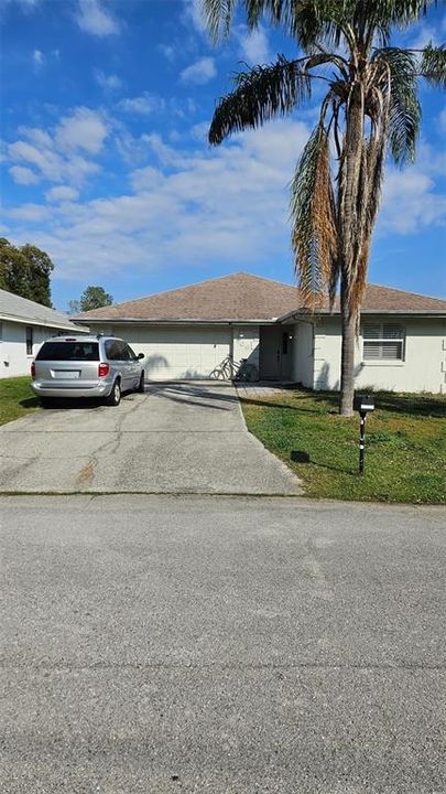 Recently Sold: $225,000 (3 beds, 2 baths, 2048 Square Feet)