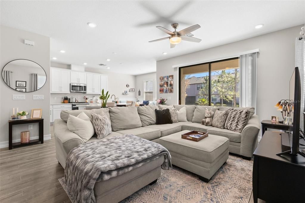 待售: $479,999 (3 贝兹, 2 浴室, 2047 平方英尺)