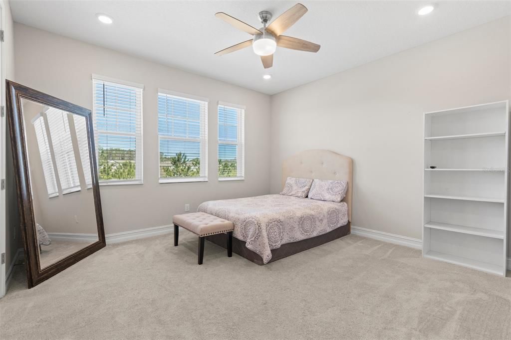 待售: $479,999 (3 贝兹, 2 浴室, 2047 平方英尺)