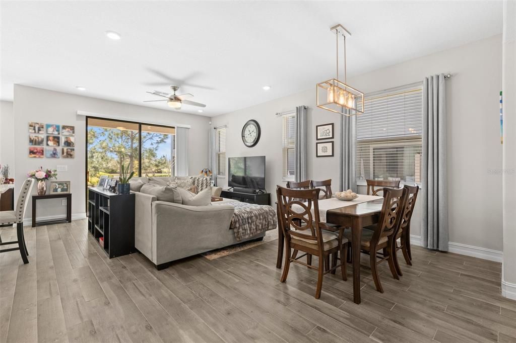 待售: $479,999 (3 贝兹, 2 浴室, 2047 平方英尺)