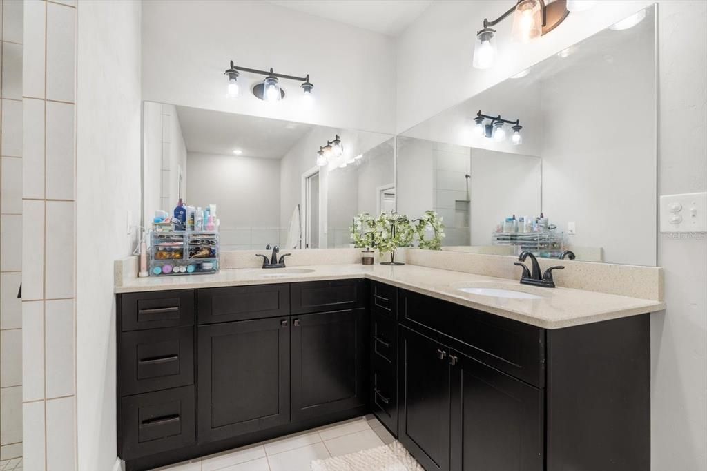 待售: $599,999 (4 贝兹, 3 浴室, 2109 平方英尺)