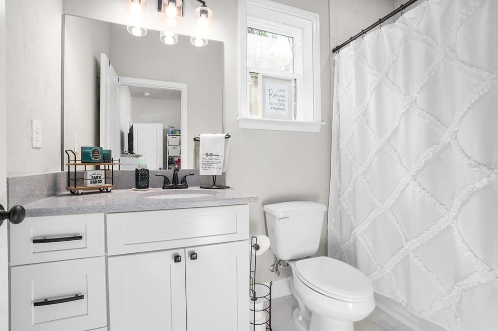 待售: $599,999 (4 贝兹, 3 浴室, 2109 平方英尺)