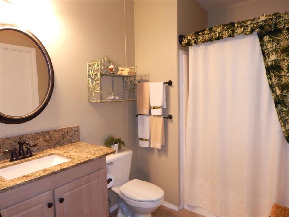 待售: $375,000 (3 贝兹, 2 浴室, 2310 平方英尺)